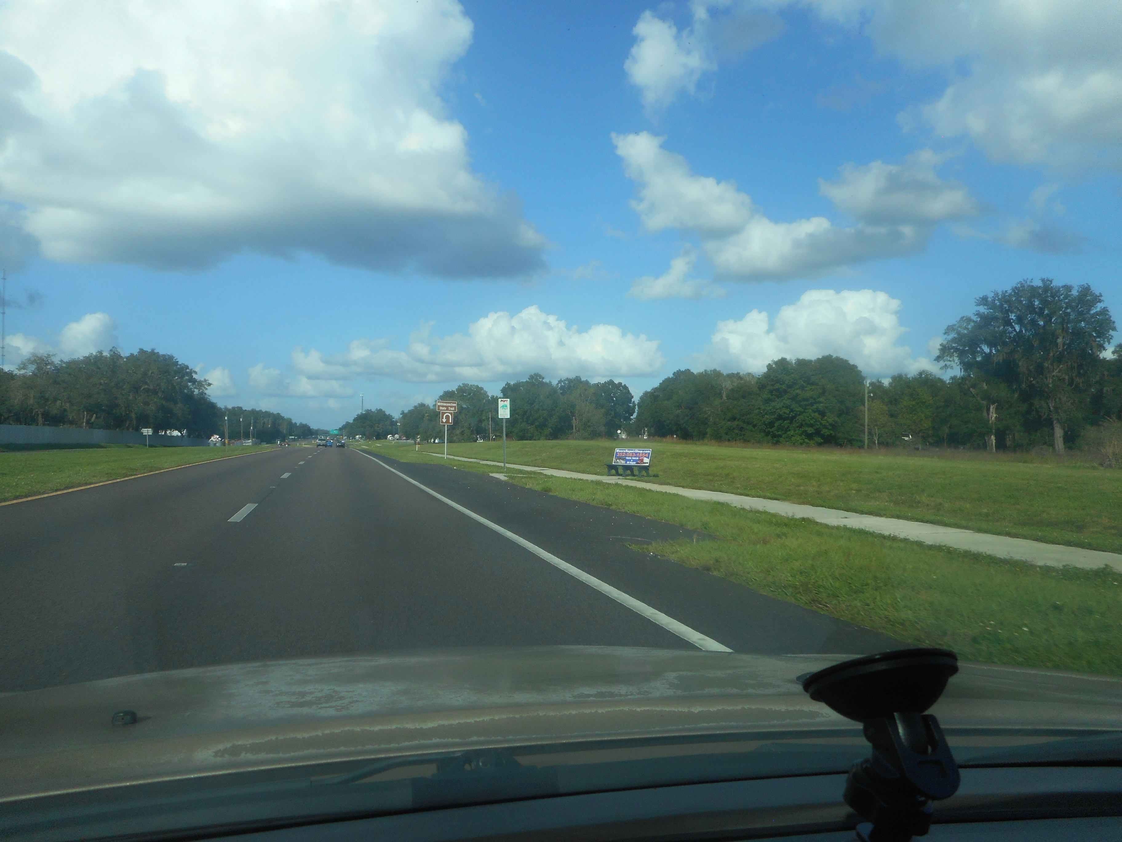 NB US 301; Withlacoochee State Trail U-Turn